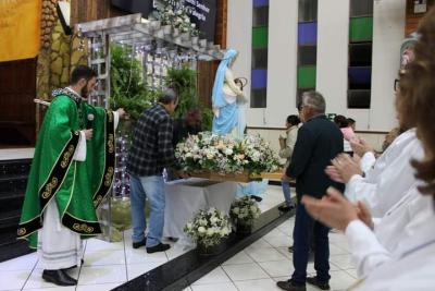 Acontece hoje 19/07 o 3º dia da Novena em Louvor a Sant´Ana  